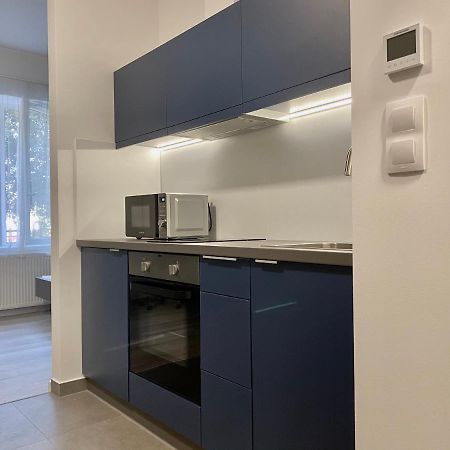 Jogasz Street - A. Apartman Appartement Pécs Buitenkant foto