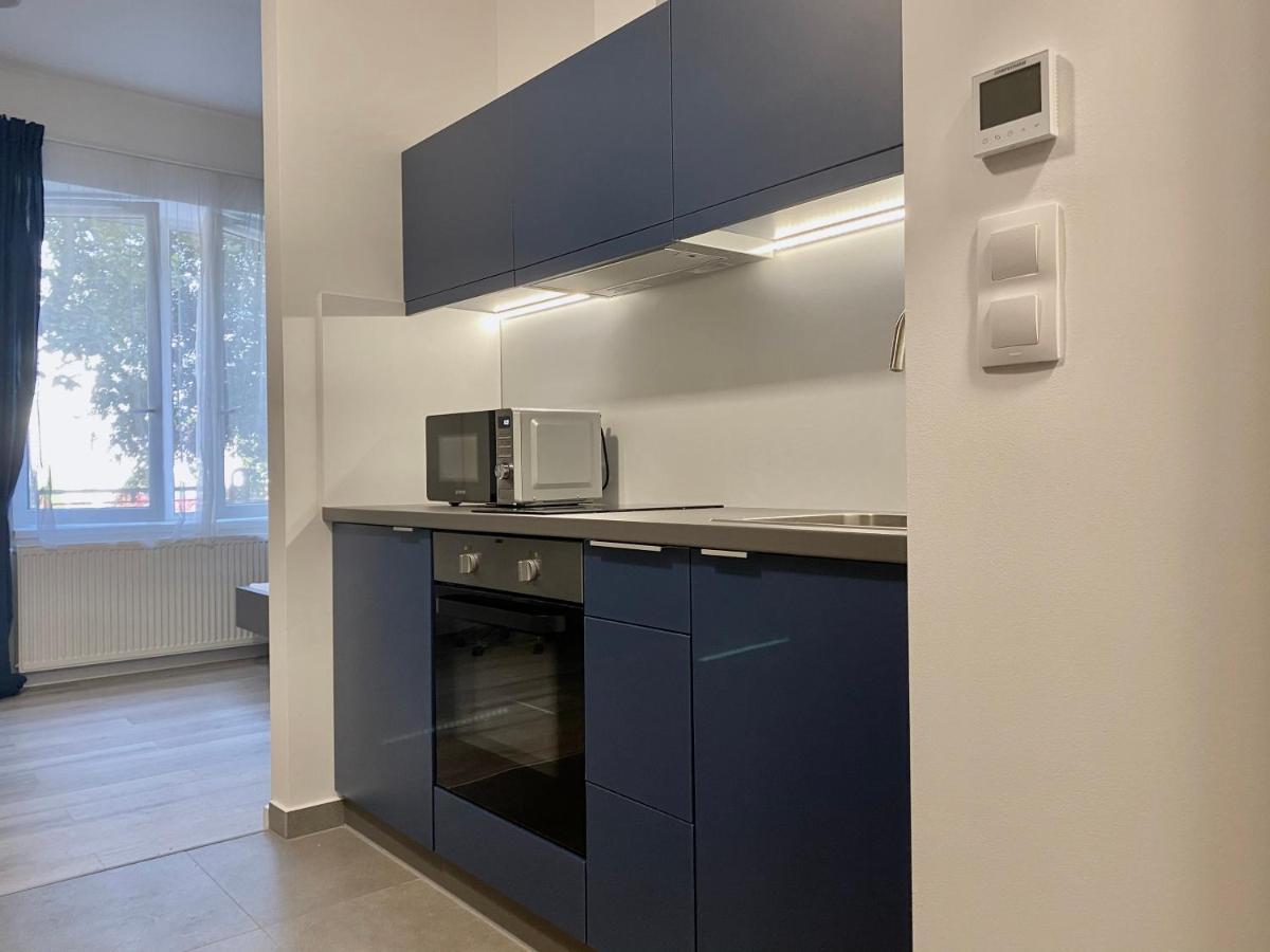 Jogasz Street - A. Apartman Appartement Pécs Buitenkant foto